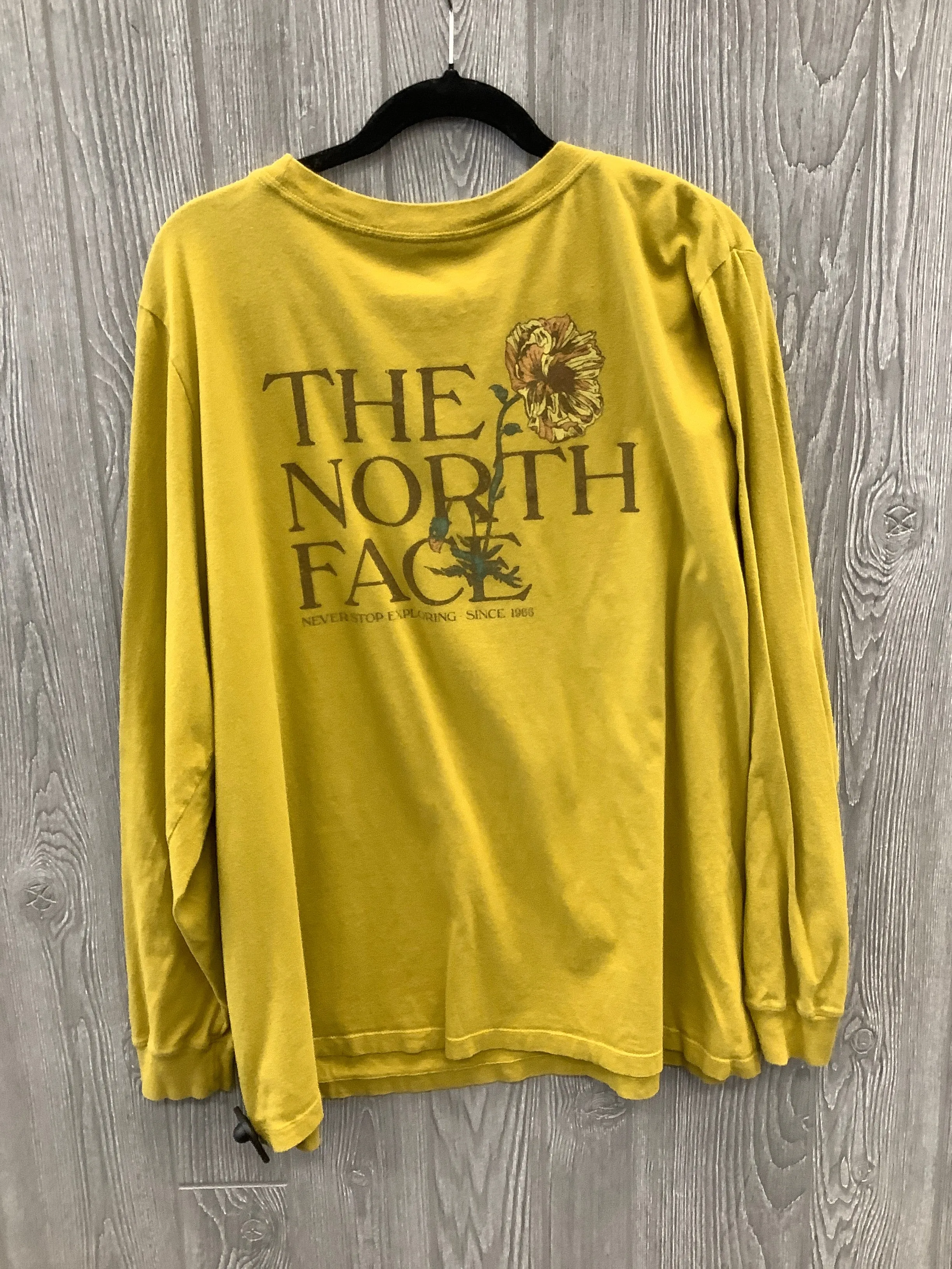 Athletic Top Long Sleeve Crewneck By The North Face In Yellow, Size: 3x