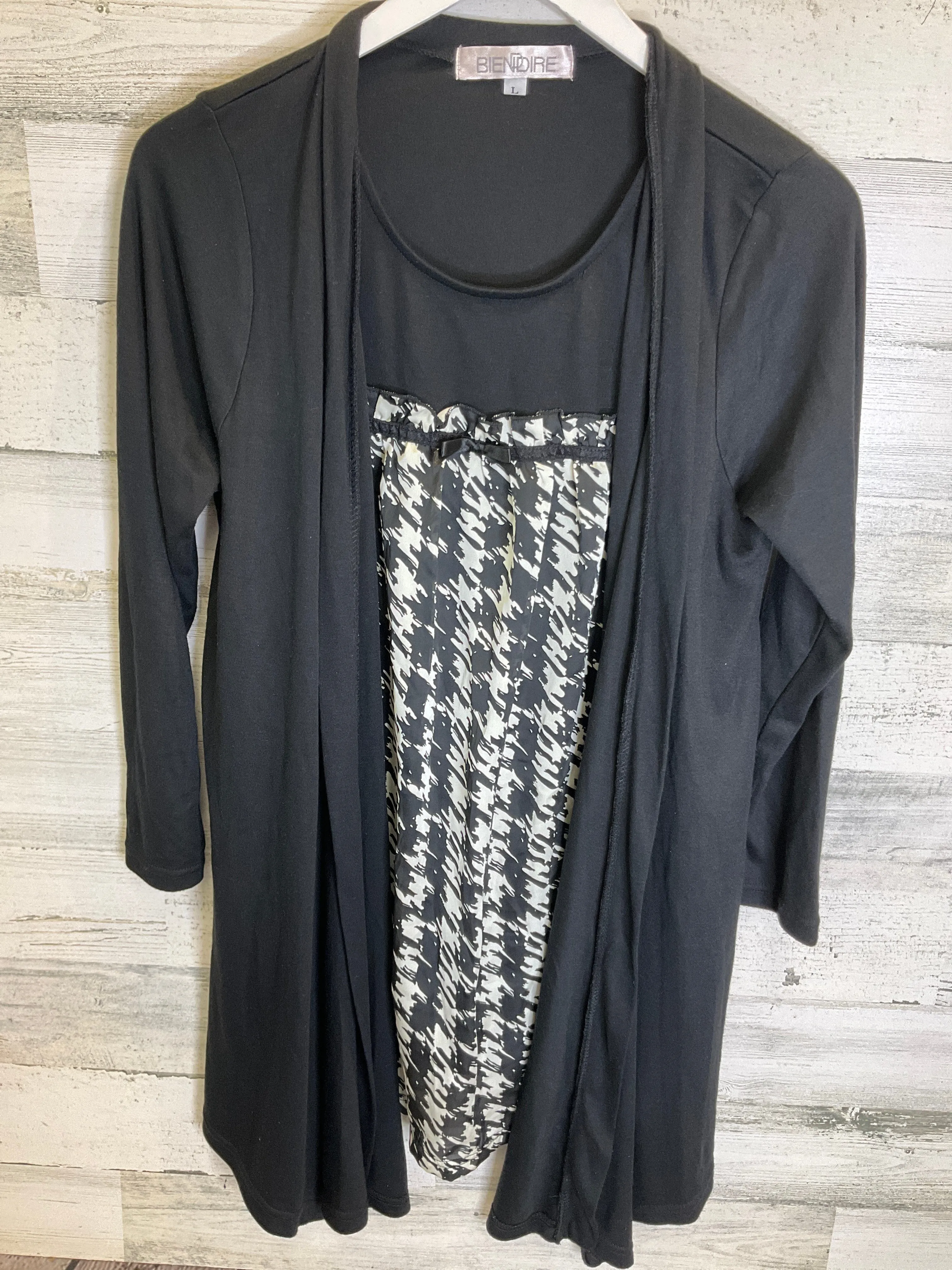 Black & White Top Long Sleeve Clothes Mentor, Size L