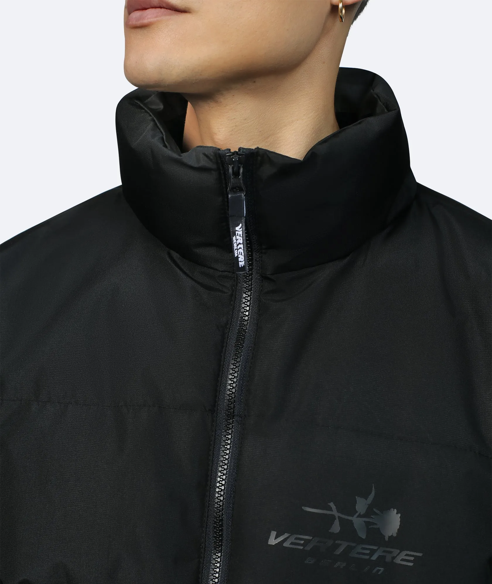 CHROME ROSE PUFFER JACKET - BLACK