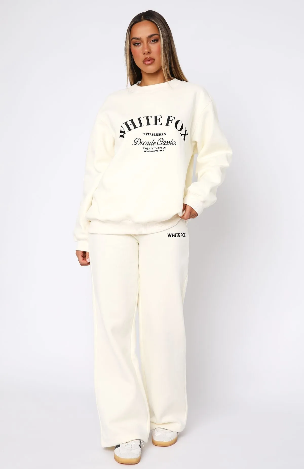 Decade Classics Essential Oversized Sweater Cream