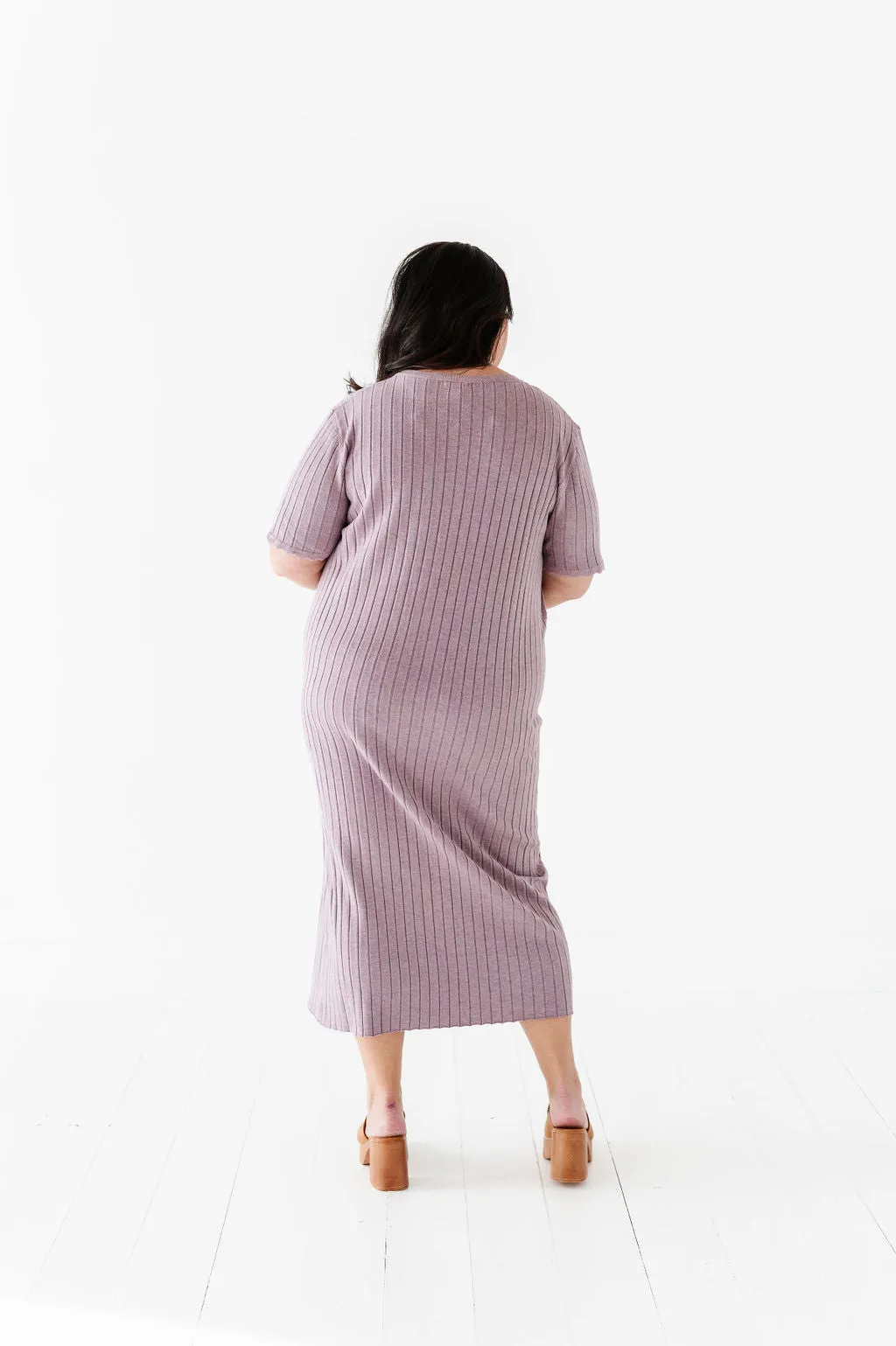 Harper Short Sleeve Dress in Lavender