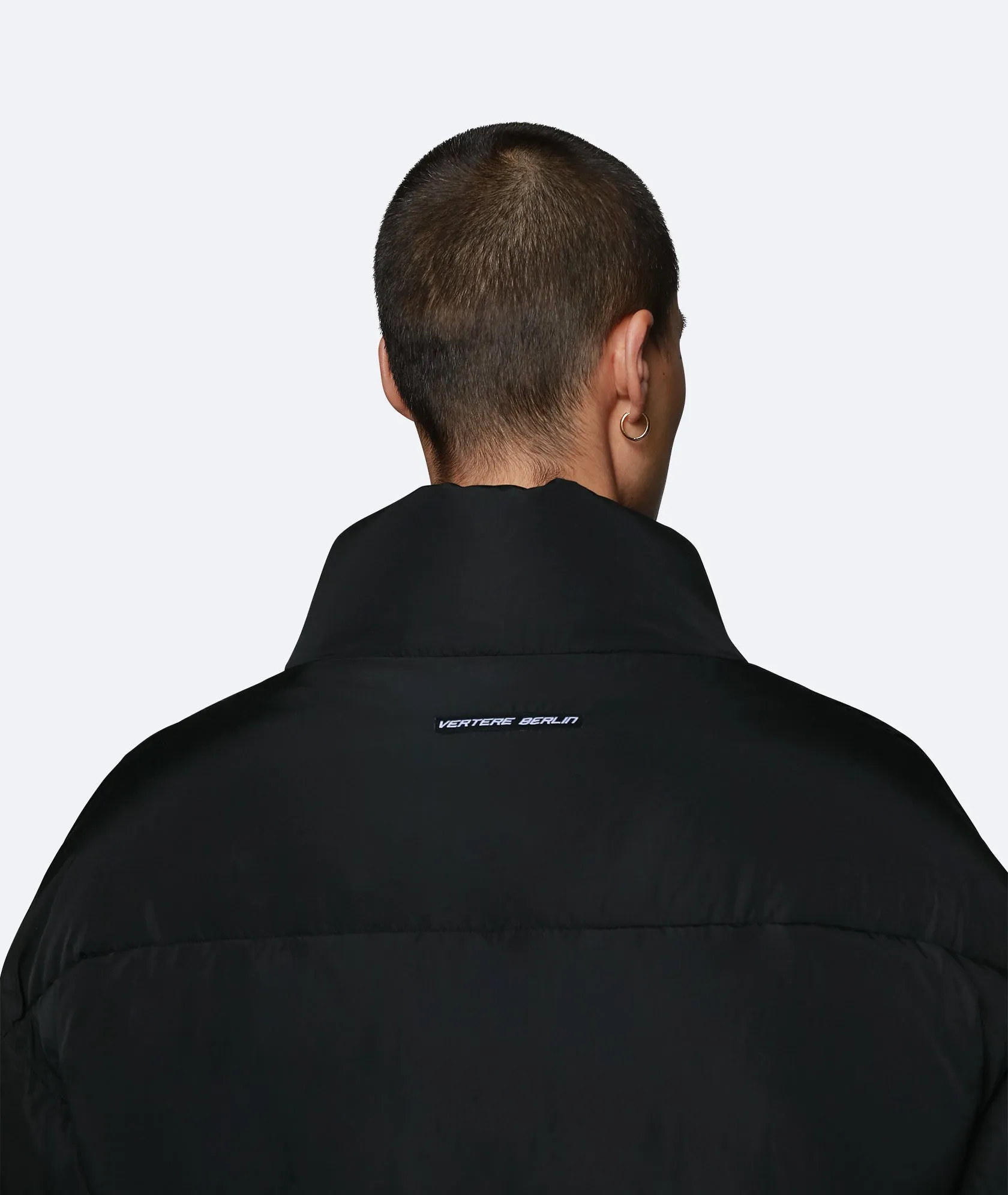 MOTION PUFFER JACKET - BLACK