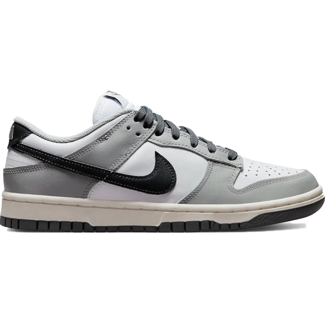 NIKE - Dunk Low "Light Smoke Grey"