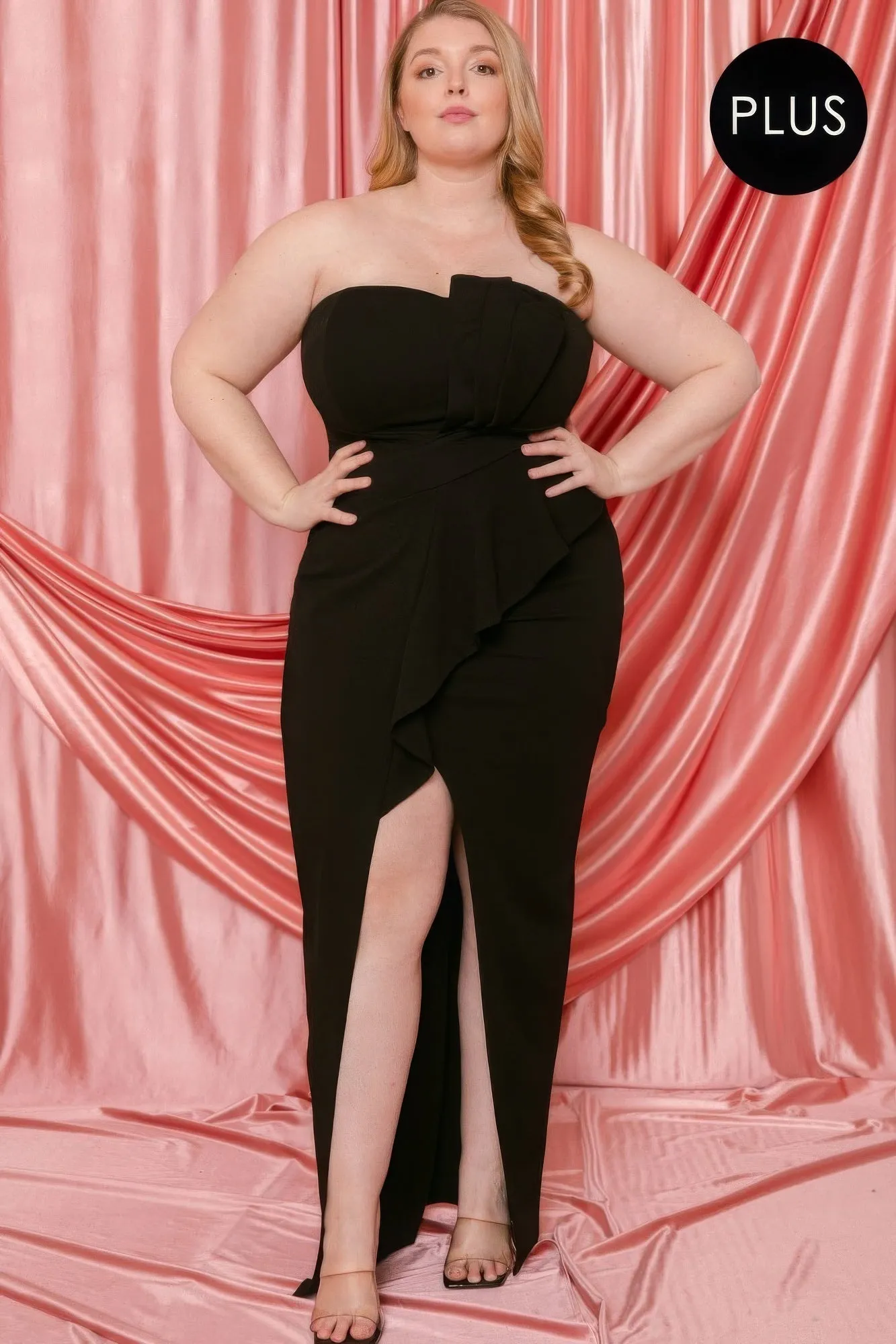 Plus Size Pleated Detail Tube Top Plus Maxi Dress